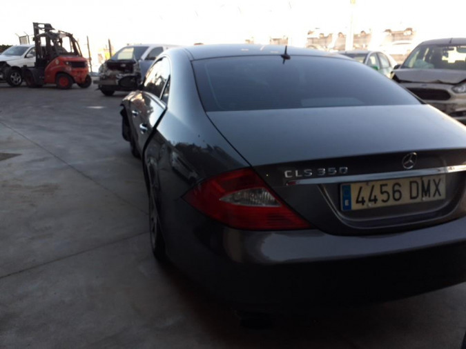 Coche despiece completo MERCEDES CLASE CLS 00149334