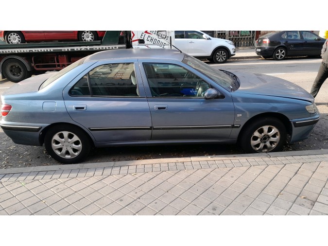 PRETENSOR CINTURÓN DELANTERO DERECHO PEUGEOT 406 2001