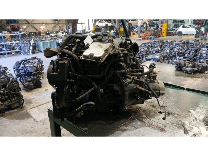MOTOR CON ACCESORIOS Y CAJA DE CAMBIOS PEUGEOT 206 2002