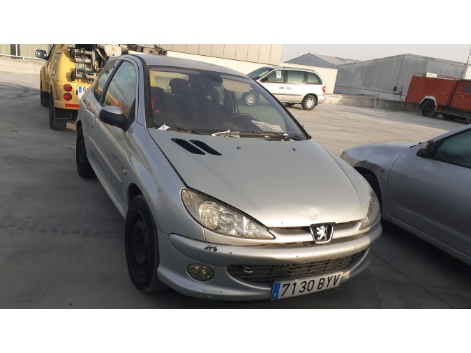 Tablero instrumentos PEUGEOT 206 2002