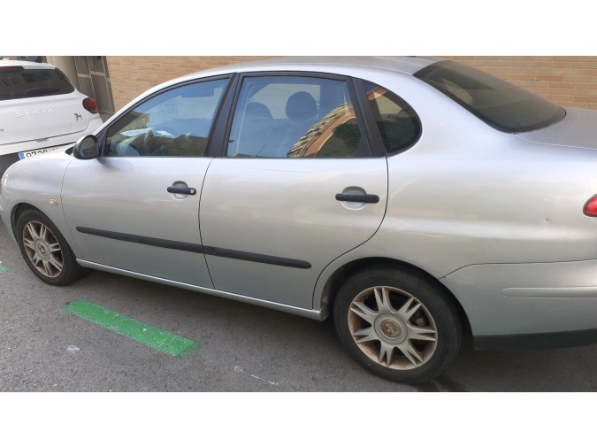 PARAGOLPES TRASERO SEAT CORDOBA 2005