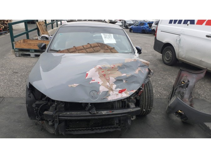 UMBRAL DE PUERTA DELANTERO DERECHO VOLKSWAGEN SCIROCCO 2014