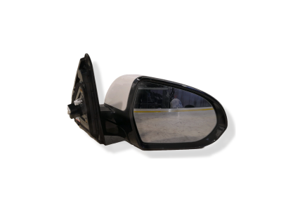 RETROVISOR DERECHO KIA NIRO BLANCO Y NEGRO 2021