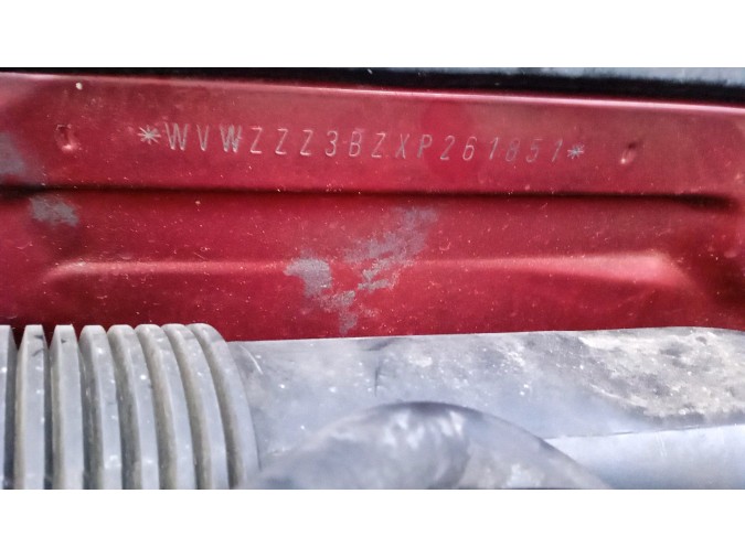 PARAGOLPES TRASERO VOLKSWAGEN PASSAT 1998