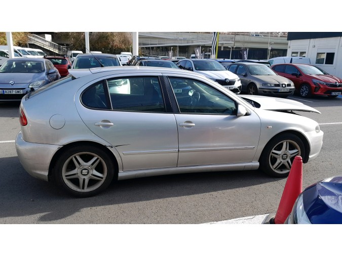 PANEL DELANTERO SEAT LEON 2004