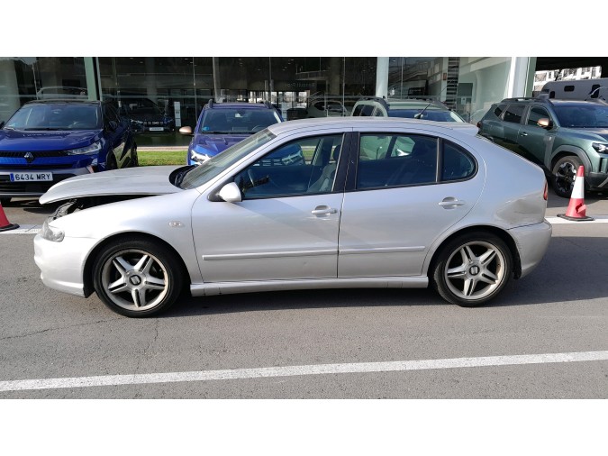 MANDO ELEVALUNAS DELANTERO DERECHO SEAT LEON 2004