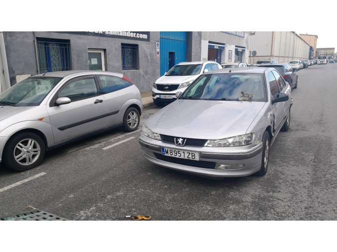 Consola central PEUGEOT 406 2000