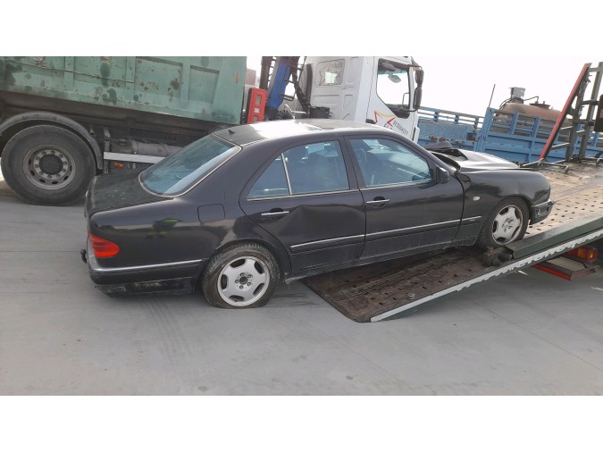 ELEVALUNAS TRASERO DERECHO MERCEDES E 300 TURBODIESEL 1998