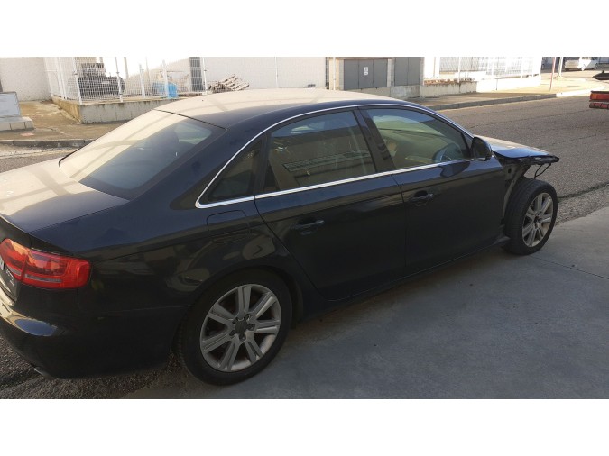 REVESTIM.BANDEJA TRA AUDI A4 2008