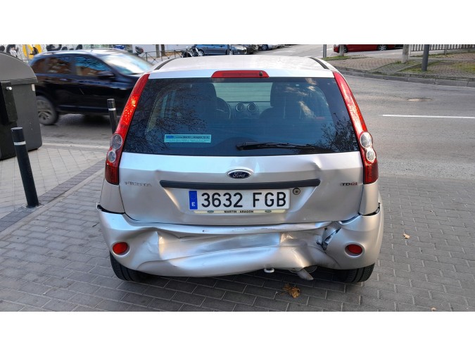 MECANICA TRASERA	 FORD FIESTA 2006