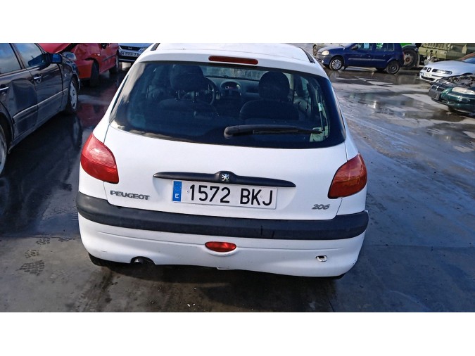 PARAGOLPES DELANTERO PEUGEOT 206 2001