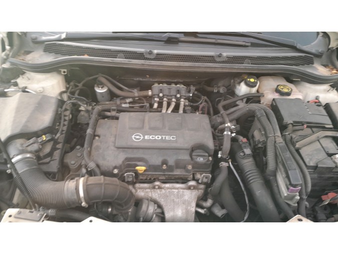 CERRADURA TRASERA DERECHA OPEL ASTRA 2015