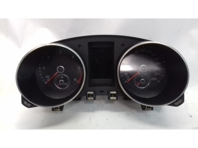 CUADRO INSTRUMENTOS VOLKSWAGEN GOLF 2013