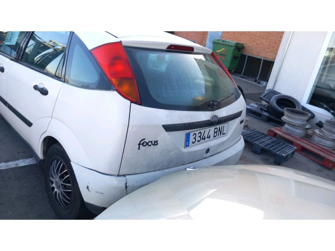 Intercooler FORD FOCUS 2001