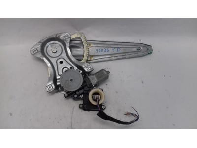 ELEVALUNAS TRASERO DERECHO TOYOTA AURIS 2011