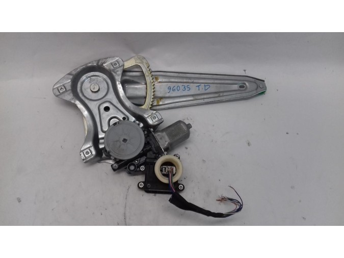 ELEVALUNAS TRASERO DERECHO TOYOTA AURIS 2011