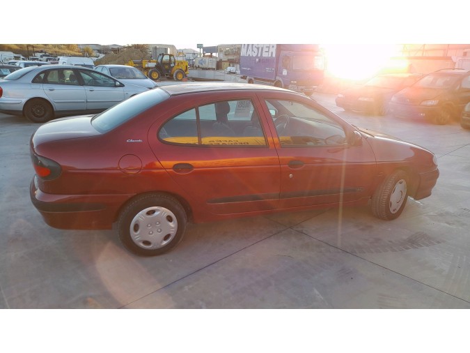 Radiador motor RENAULT MÉGANE CLASSIC 1998