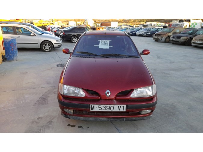 PRETENSOR CINTURÓN DELANTERO DERECHO RENAULT MÉGANE CLASSIC 1998