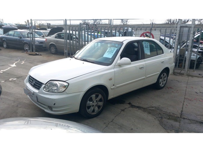 ELEVALUNAS TRASERO DERECHO HYUNDAI ACCENT 2006
