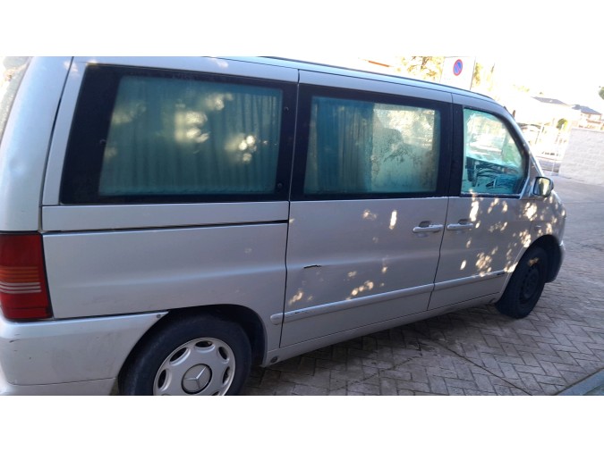 Cerradura puerta tr dr MERCEDES V 220 2000
