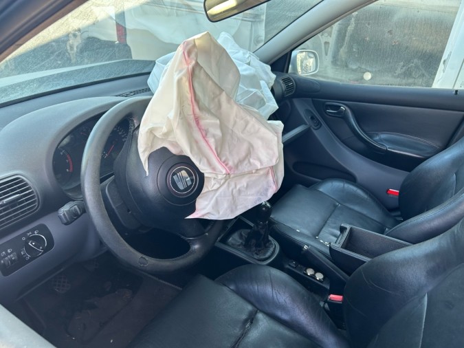 ELEVALUNAS TRASERO DERECHO SEAT TOLEDO 2000