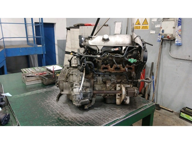 Motor CITROEN C5 2002