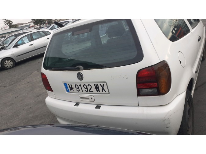 PARAGOLPES TRASERO VOLKSWAGEN POLO 1999