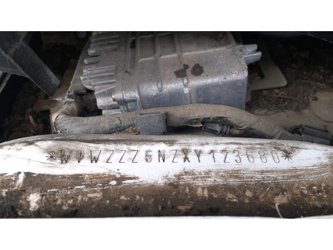 CERRADURA CAPO VOLKSWAGEN POLO 1999