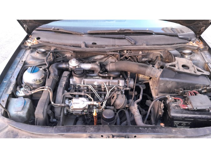 MANDO ELEVALUNAS DELANTERO DERECHO SKODA OCTAVIA 2004