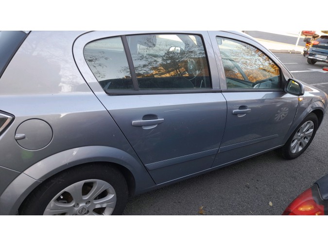 MANDO ELEVALUNAS DELANTERO DERECHO OPEL ASTRA 2007