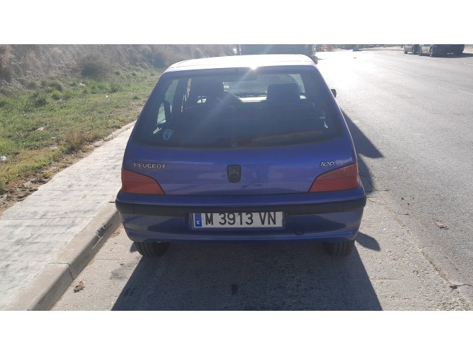 PUERTA TRASERA DERECHA PEUGEOT 106 1998