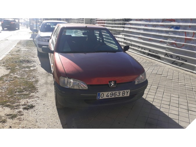 CERRADURA PORTÓN TRASERO PEUGEOT 106 1998