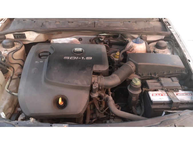 PARAGOLPES TRASERO SEAT CORDOBA 2001