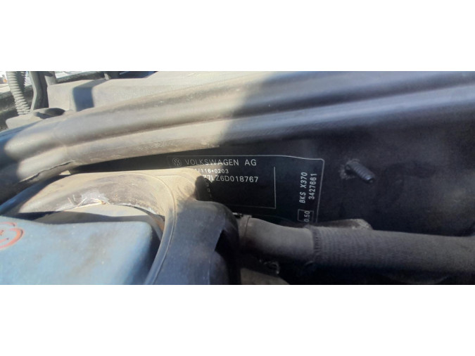 Coche despiece completo VOLKSWAGEN TOUAREG 00149956