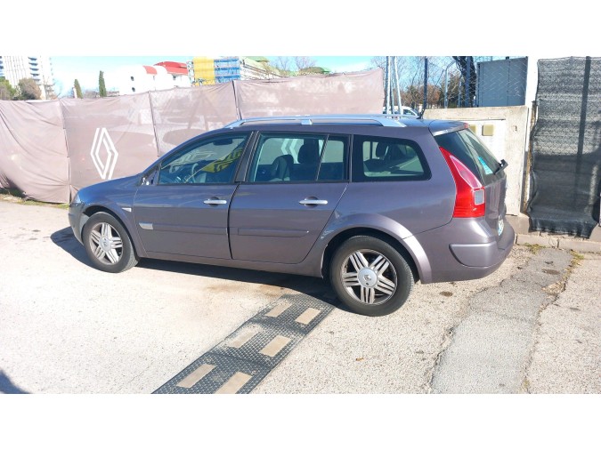 PRETENSOR CINTURÓN DELANTERO DERECHO RENAULT MÉGANE 2003