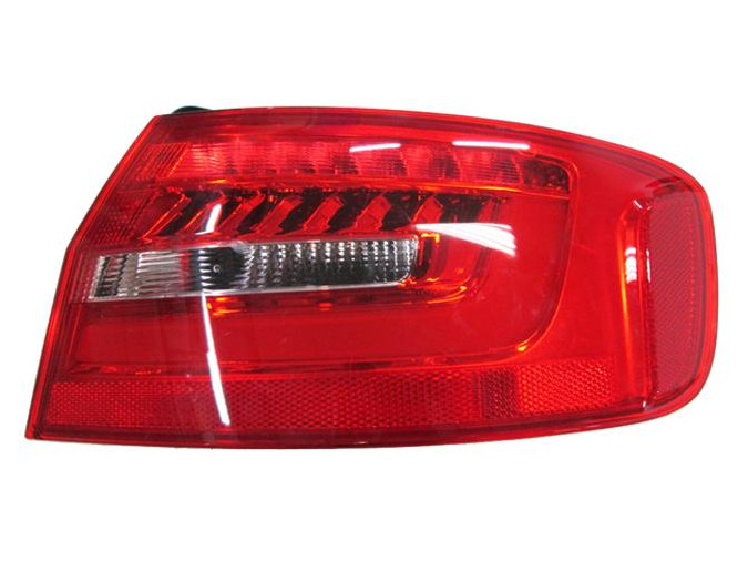 PILOTO TRASERO DERECHO AUDI A4 4P (12-14). 16020312