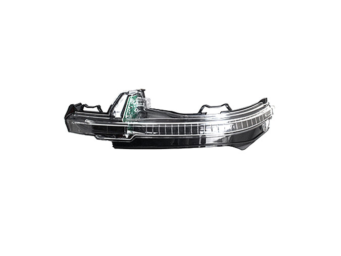 INTERMITENTE RETROVISOR DERECHO AUDI Q5 (17-). 15024902