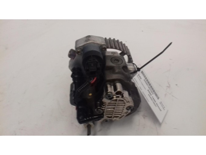 BOMBA INYECCIÓN VOLKSWAGEN GOLF 2000