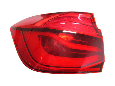PILOTO TRASERO DERECHO BMW Serie 3 F30 4P (15-18). 16490022
