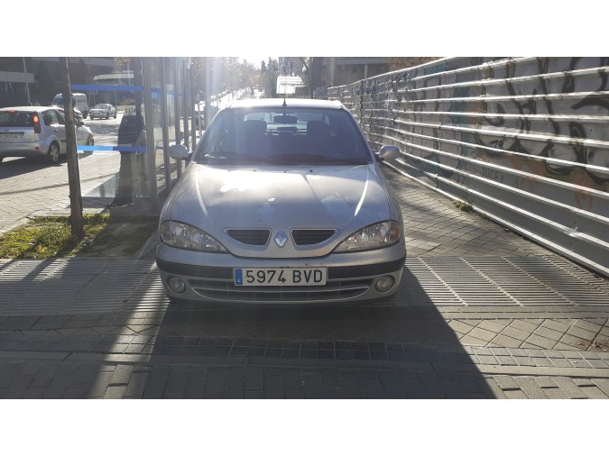 ELEVALUNAS TRASERO DERECHO RENAULT MÉGANE 2002
