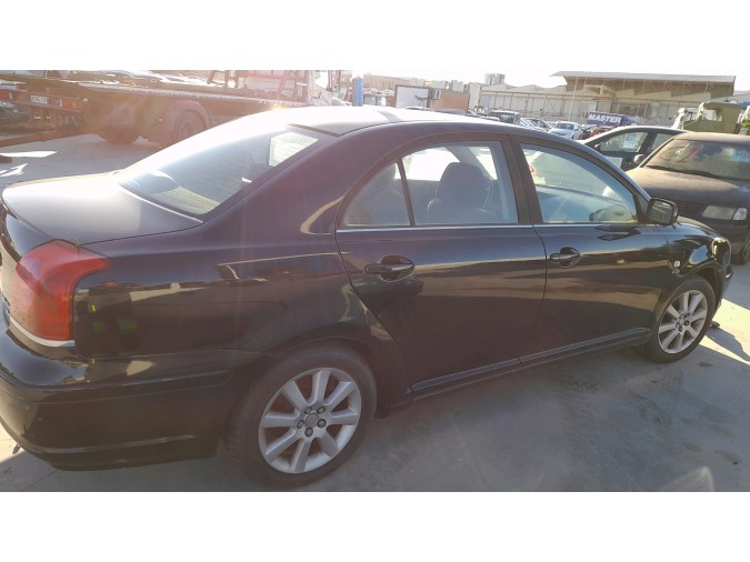 ALETA DELANTERA IZQUIERDA TOYOTA AVENSIS 2004