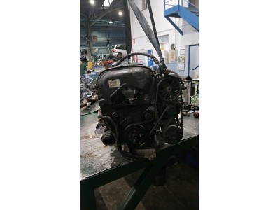 Motor VOLVO S40 2000