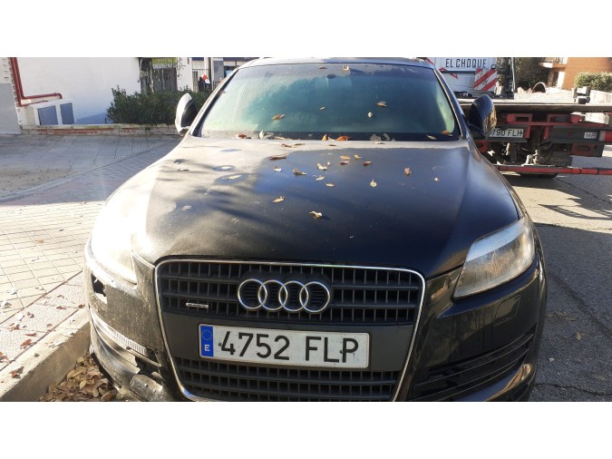 PARAGOLPES TRASERO ZONA SUPERIORona sup) AUDI Q7 2007