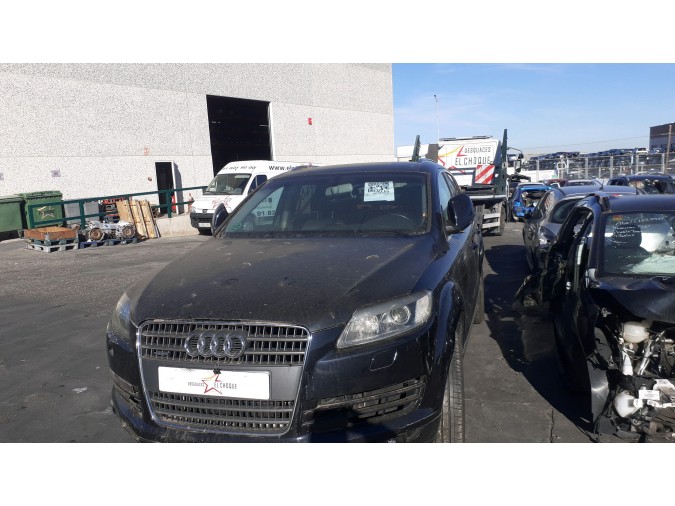 PUERTA TRASERA IZQUIERDA AUDI Q7 2007