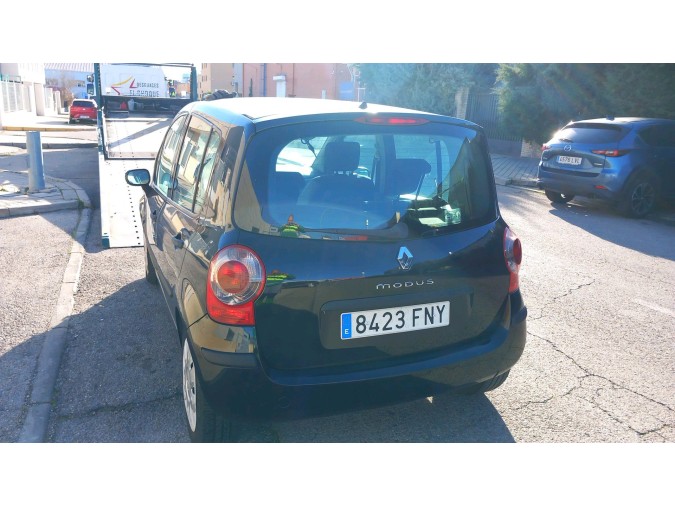 PUERTA TRASERA IZQUIERDA RENAULT MODUS 2007