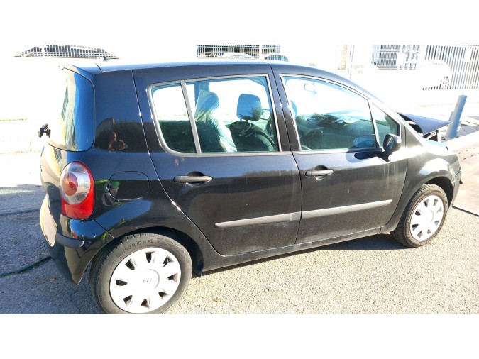 PUERTA TRASERA IZQUIERDA RENAULT MODUS 2007