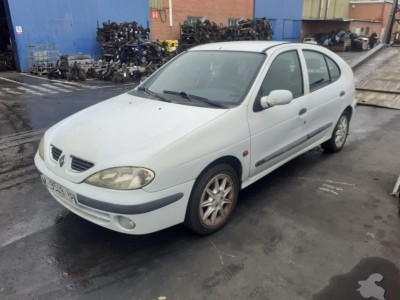 Autorradio RENAULT MÉGANE 2000