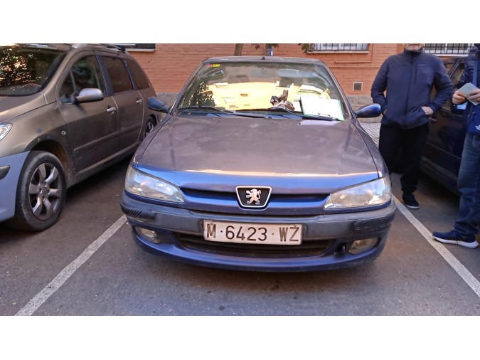PRETENSOR CINTURÓN DELANTERO DERECHO PEUGEOT 306 1999