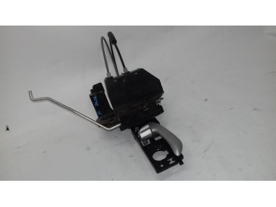 CERRADURA PUERTA DELANTERA DERECHA HYUNDAI I10 2009