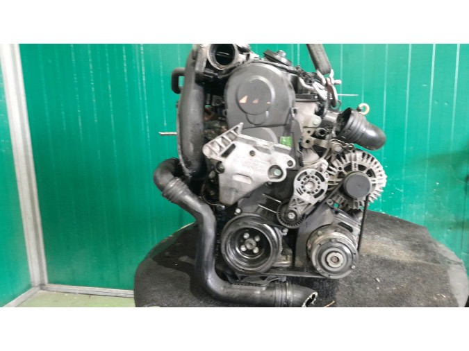 MOTOR CON ACCESORIOS Y CAJA DE CAMBIOS VOLKSWAGEN GOLF 2004